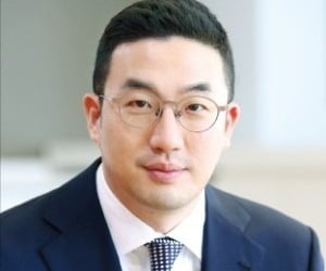 구광모 LG 회장, 부친 지분 상속…최대 주주 등극