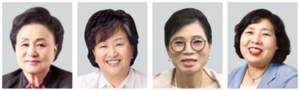 김현숙 회장(왼쪽부터), 박윤경 회장, 김연선 대표, 신신자 대표.