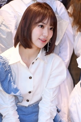 [포토] 아이즈원 미야와키 사쿠라, '예쁜 미모 뽐내며~'