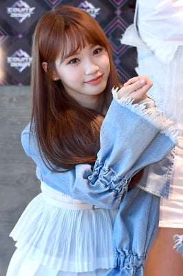 [포토] 아이즈원 김채원, '돋보이는 예쁨'