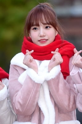 [포토] 아이즈원 조유리, '깜찍한 미소가 사랑스러워~'