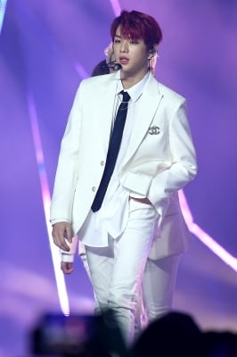  워너원 강다니엘, '완벽한 슈트핏~' (2018 MGA)