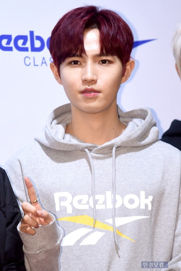 [포토] 워너원 김재환, '날카로운 눈빛'