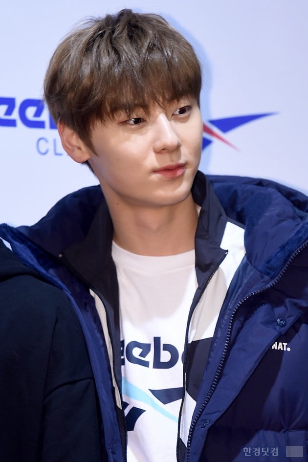 [포토] 워너원 황민현, '감탄을 부르는 멋짐'