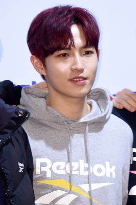 [포토] 워너원 김재환, '부드러운 미소~'