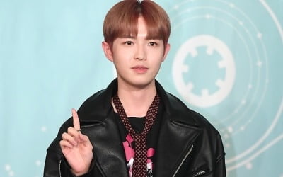 [포토] 워너원 김재환, '부드러운 눈빛~'