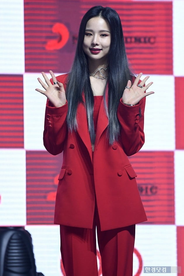 [포토] EXID 솔지, '건강해진 모습으로 돌아왔어요~'