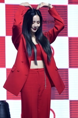 [포토] EXID 솔지, '사랑스럽게 하트~'