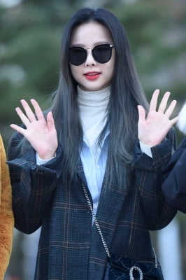 [포토] EXID 솔지, '2년 만에 출근길 왔어요~'