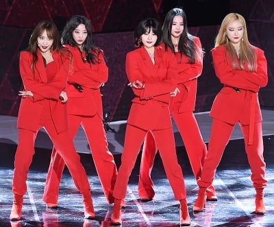 [포토] EXID, '강렬한 레드 입고 카리스마 폭발'