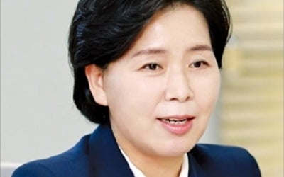 양향자 국가공무원 인재개발원장 "공직사회 '퍼스트 펭귄' 찾아 賞 주겠다"