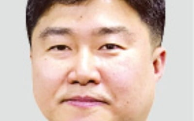 풍랑 거센 시장…달러자산 비중 높이고 대체투자 관심을