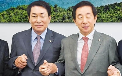 범여권 8 vs 범야권 8…남북경협·공공일자리 예산 '치킨게임' 시작