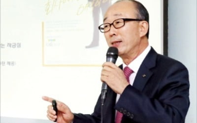 "공학도들 방위산업에 도전하라"…김지찬 LIG넥스원 사장, 서울대 공대서 특강