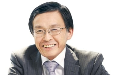 "나이듦은 퇴화 아닌 변화…존경받는 노년 중요"