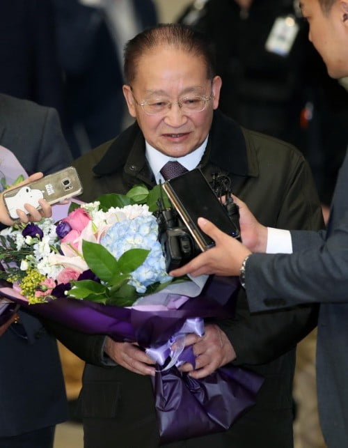 北 이종혁 "김정은 연내 방남, 수뇌들이 결정할 문제"