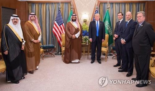 사우디 왕세자, 트럼프 측근들에 "카슈끄지는 위험인물" 매도