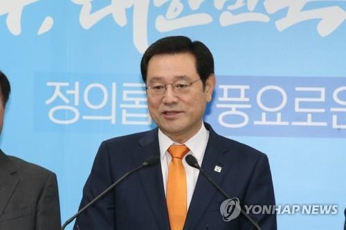 이용섭 "광주형 일자리 성공하면 한국 경제 체력 보강될 것"