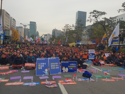 한국노총 "탄력근로제 확대는 노동개악…추진 시 총력투쟁"