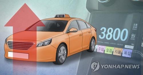 서울 택시 심야요금 인상폭 줄 듯…4600원안 상임위 통과