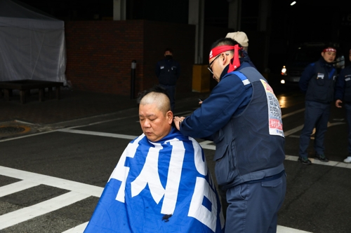 '법인분리 제동' 한국GM 노조 단식농성 해제…"투쟁은 계속"