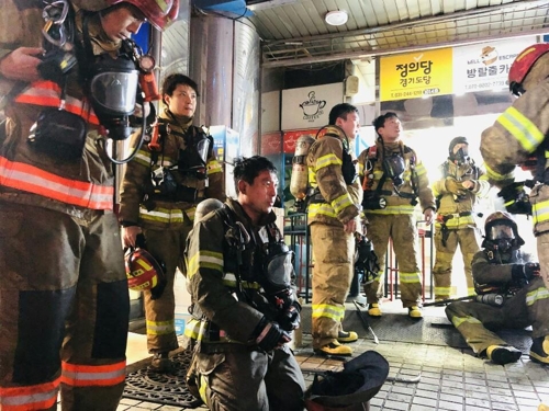 수원 대형 상가건물 화재서 '사망자 제로' 어떻게 가능했나