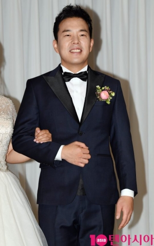 [TEN PHOTO]김민기 &#34;결혼후 같이 여행다니고 싶다 2세 계획은 나중에&#34;