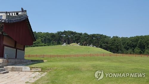 역사속 '혜경궁'이 기가막혀…200년만에 불명예 사이버 소환