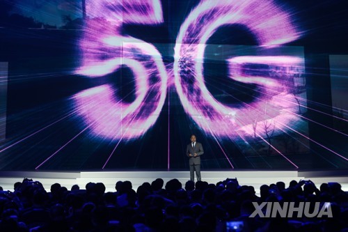 중국 화웨이 회장 "美, 우리 차단하면 5G 경쟁에서 패배할 것"