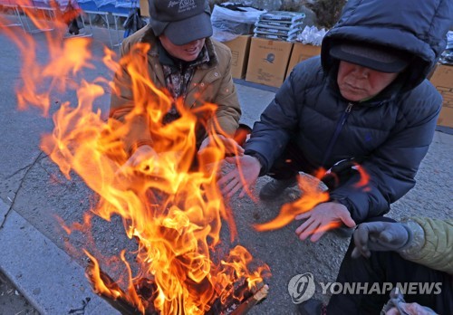 강원 대관령 -5.6도 '추위 주춤'…내일까지 평년보다 포근