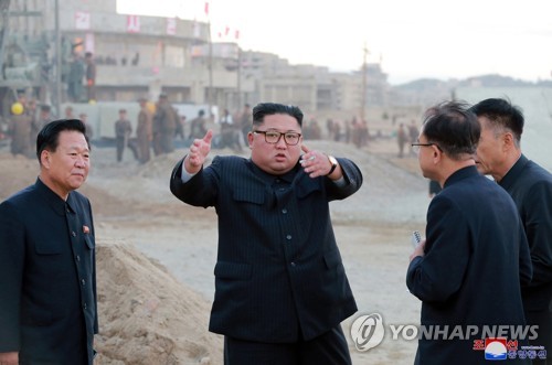 김정은, 원산 건설현장 또 찾아 "적대세력, 제재책동 광분"