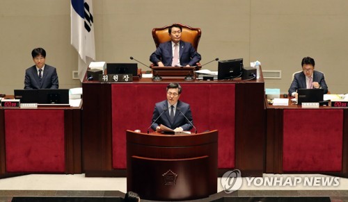 김동연 "경제 어려움 커져…내년 예산안 법정기한내 통과돼야"