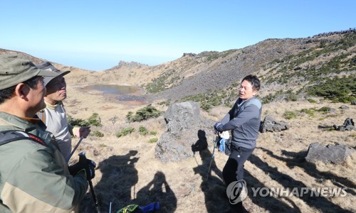 김정은 위원장 방한 때 한라산 백록담에 헬기 착륙 가능할까