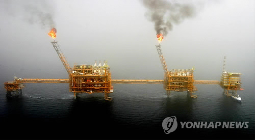 '공급과잉' 국제유가 또 폭락…WTI 50달러선 붕괴 임박