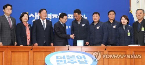 민주 "탄력근로제, 임금삭감·장시간근로 수단 악용없게 하겠다"