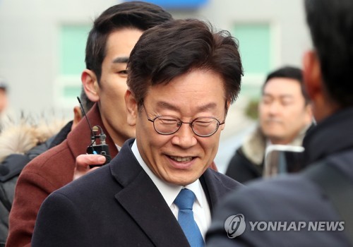 민주 차기 대권 예비주자들 수난시대…"살아남는 자가 강자"