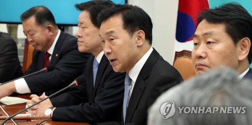 손학규 "국민투표 통해서라도 탈원전 정책 재검토해야"
