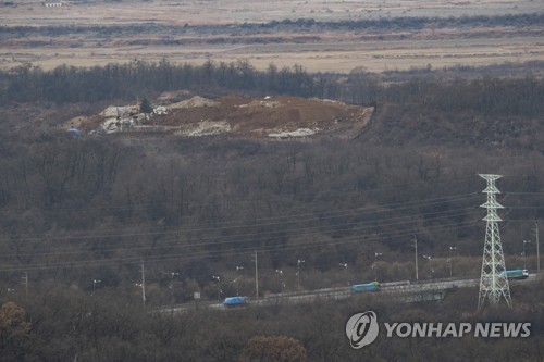 北에 소나무재선충병 방제약제 50t 전달…양묘장현대화 등 협의