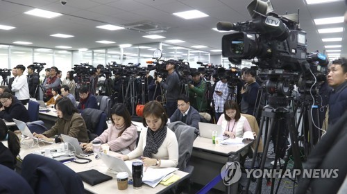 [일문일답] 이주열 "기준금리 인상, 우리 경제 감내할 수 있는 수준"