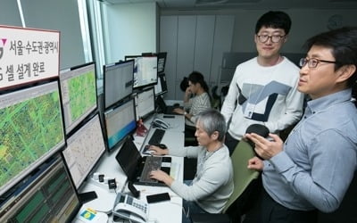 LGU+ "5G 전파 내달 1일 발사…3월 스마트폰 통한 상용화"