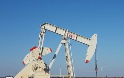 국제유가 하락 지속, 8개월 만에 최저…WTI 0.9%↓