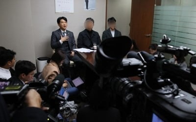 PC방 살인사건 유족 "김성수 동생에게 '살인죄 공범' 적용해야"