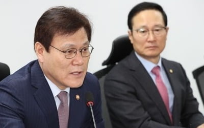 당정, 오늘 소상공인 카드수수료 인하 발표