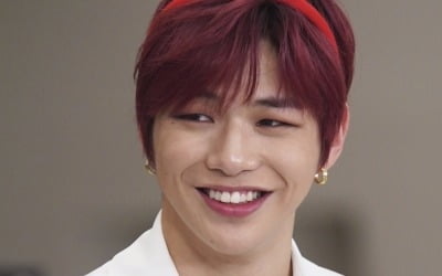 '아이돌룸' 워너원 강다니엘, 치아건강 위해 젤리 끊고 탄산음료?