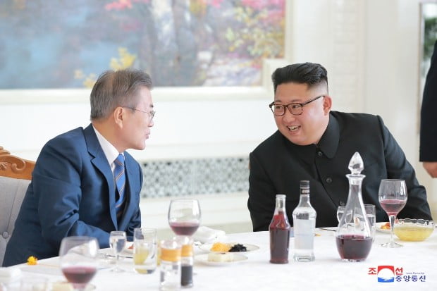 김정은, 서울 답방 성사되면…남산 야경 보고, 한라산도 등정?
