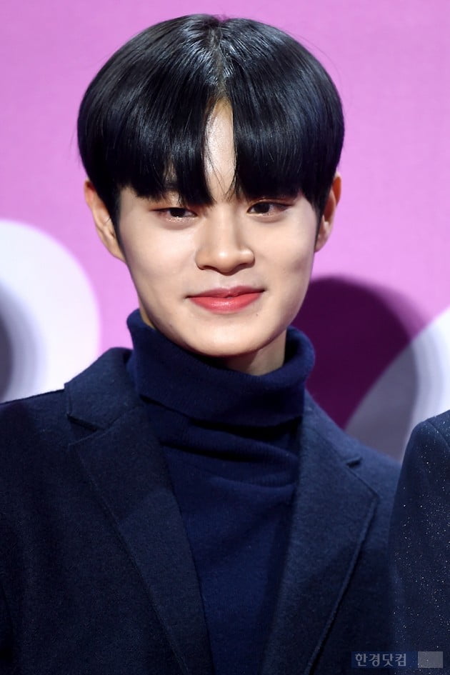 [포토] 워너원 이대휘, '부드러운 눈웃음~' (멜론뮤직어워드)