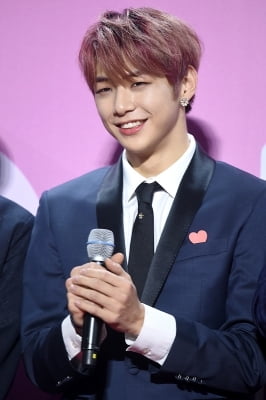 [포토] 워너원 강다니엘, '귀여운 미소~' (멜론뮤직어워드)