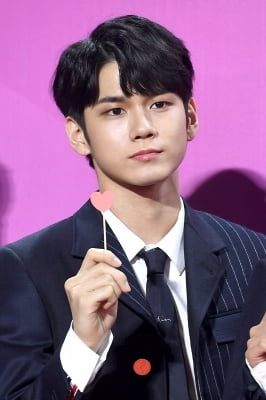 [포토] 워너원 옹성우, '무표정에도 돋보이는 멋짐' (멜론뮤직어워드)