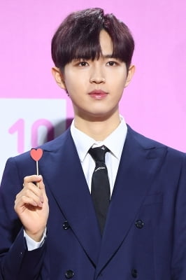 [포토] 워너원 김재환, '감탄을 부르는 잘생김' (멜론뮤직어워드)