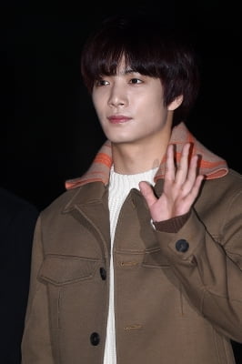 [포토] 뉴이스트W JR, '부드러운 모습에 눈길~'